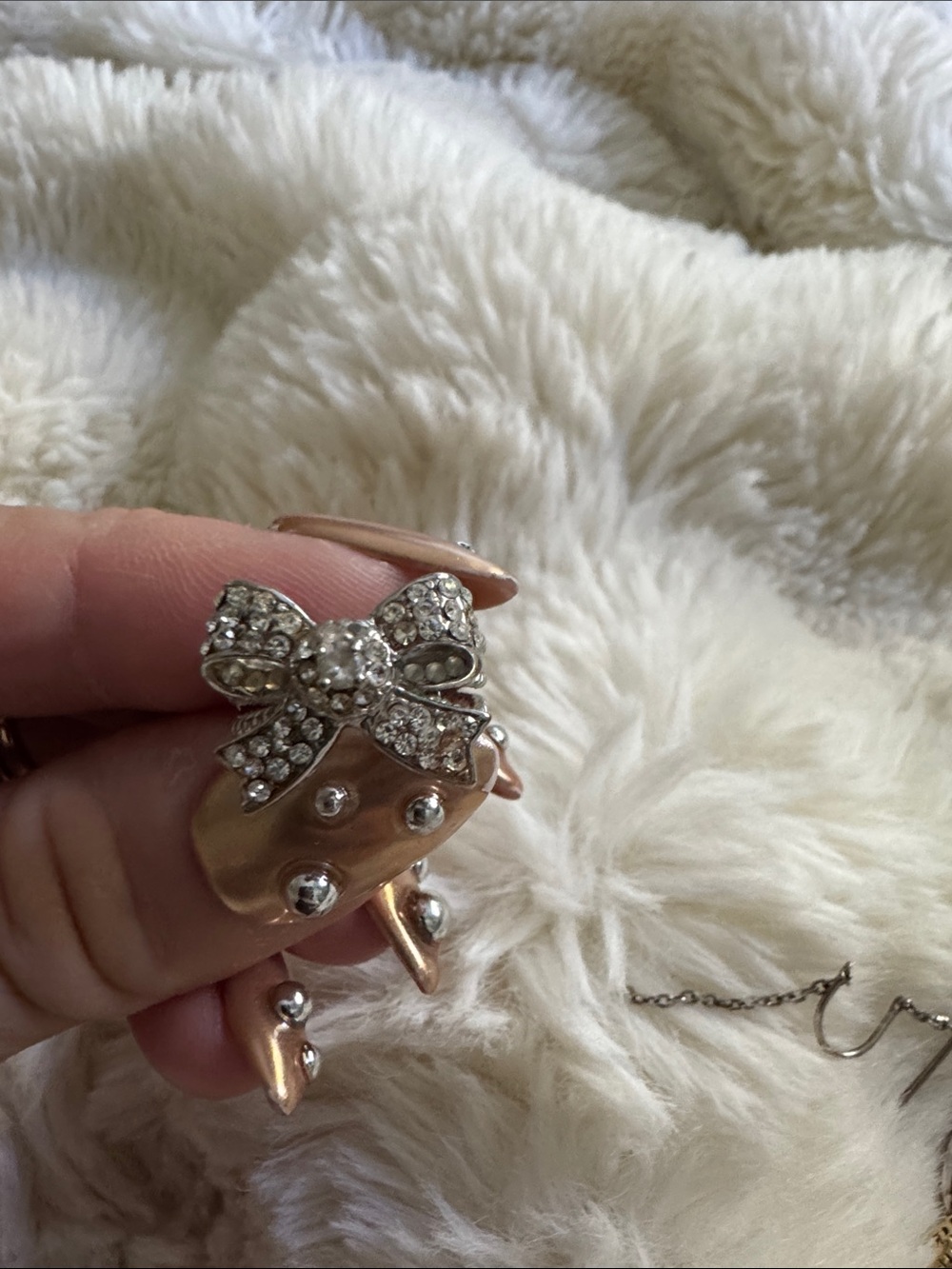 Vintage Rhinestone Bow Gold-Tone Statement Ring